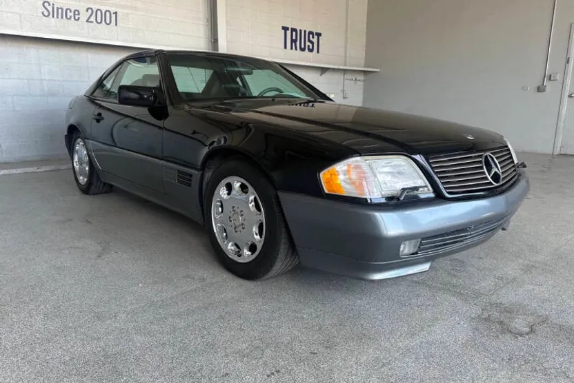 1995 Mercedes Benz SL 500 photo 1