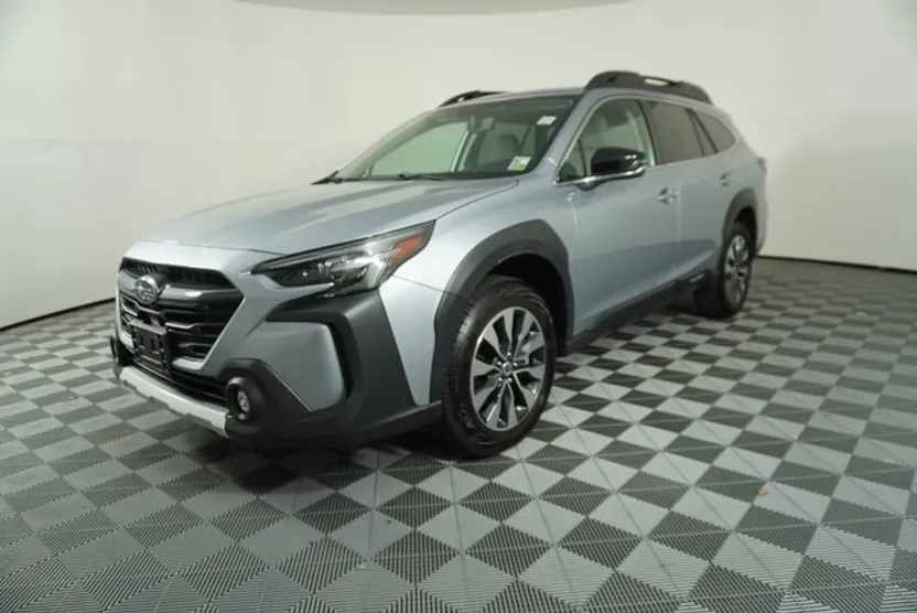 2024 Subaru Outback Limited photo 1
