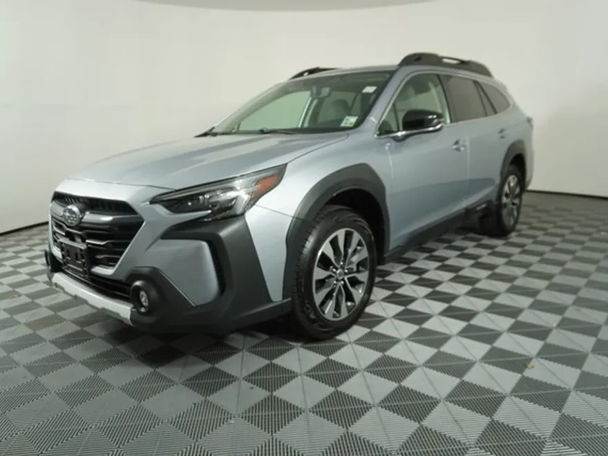 2024 Subaru Outback Limited photo 1