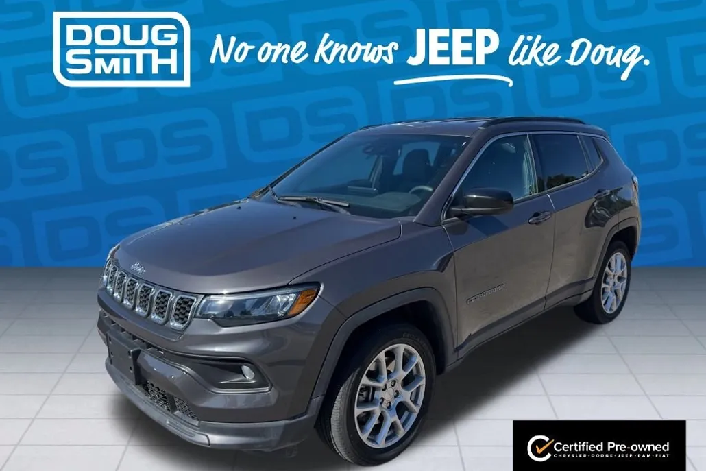 2024 Jeep Compass Latitude Lux photo 1