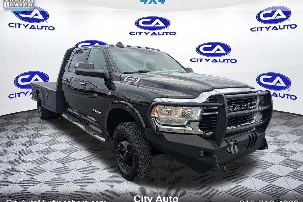 2019 Ram 3500 SLT photo 1