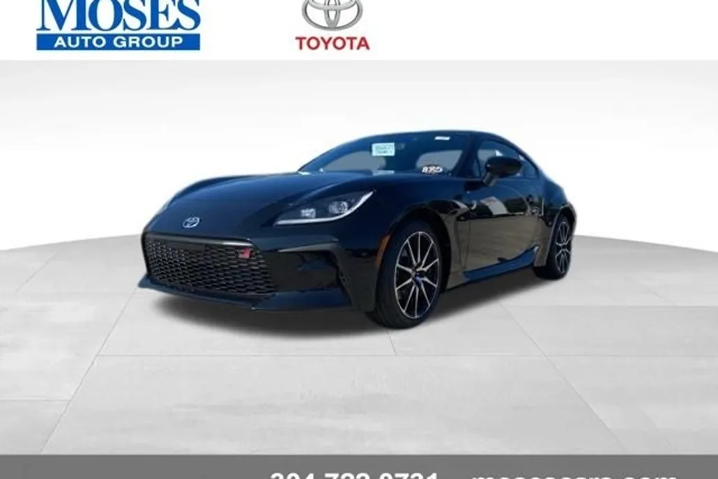 2025 Toyota GR86 photo 1