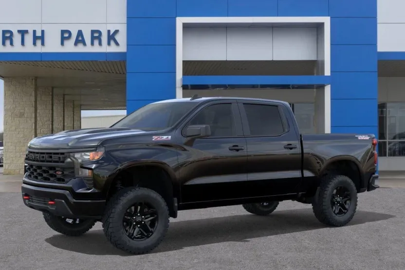 2026 Chevrolet Silverado 1500 Custom Trail Boss photo 1
