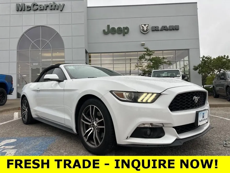 2017 Ford Mustang EcoBoost Premium photo 1
