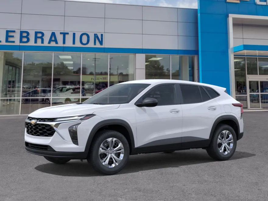 2026 Chevrolet Trax LS photo 1