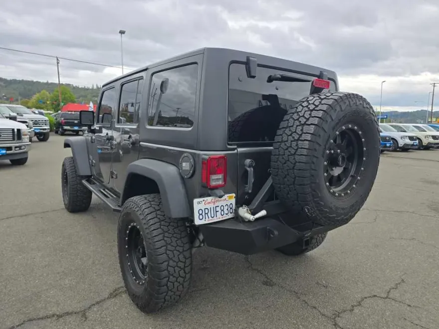 2017 Jeep Wrangler Unlimited Sport photo 1