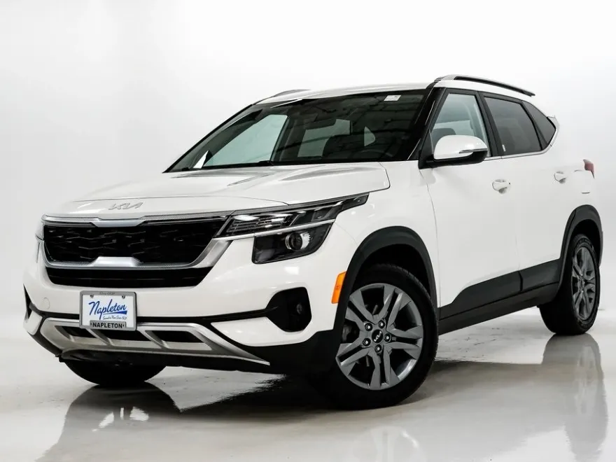 2023 Kia Seltos S photo 1
