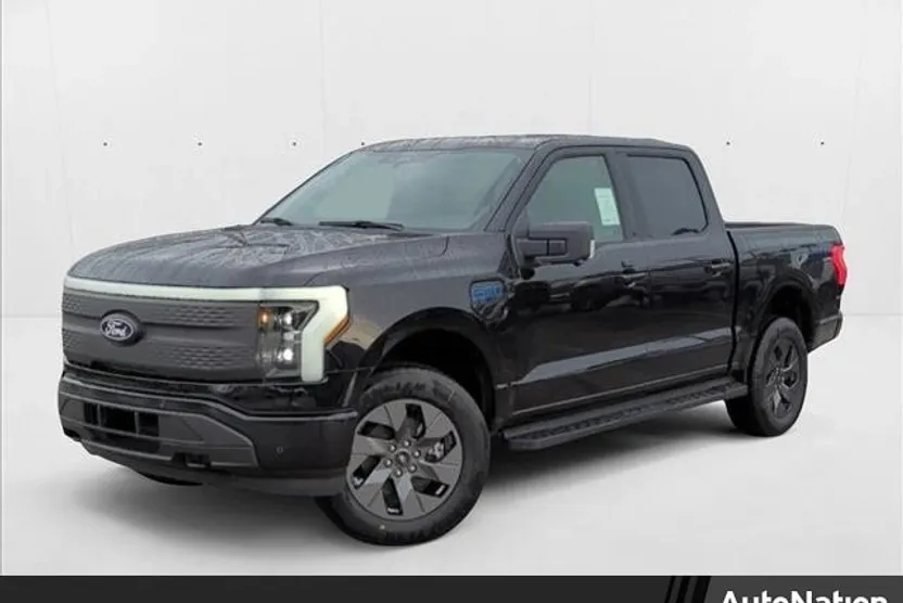 2025 Ford F-150 Lightning Lariat photo 1