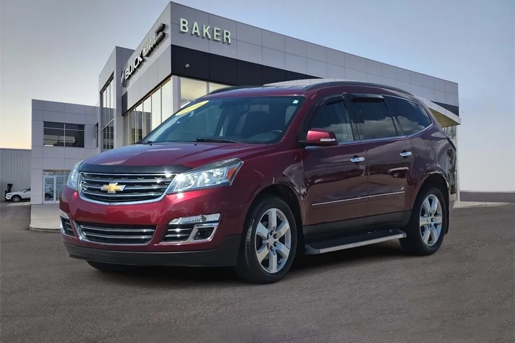 2016 Chevrolet Traverse LTZ photo 1