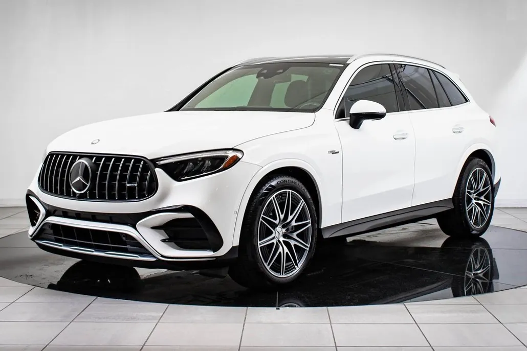 2024 Mercedes Benz GLC AMG 43 4MATIC photo 1