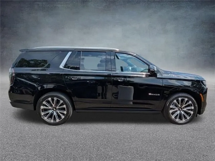 2025 Chevrolet Tahoe High Country photo 1