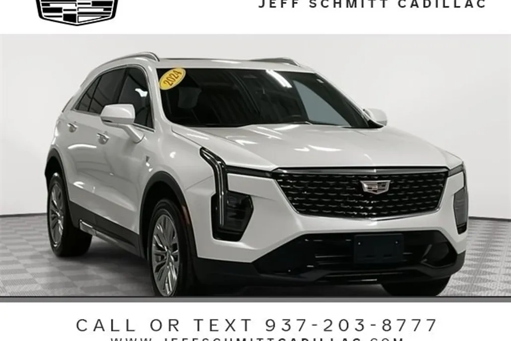 2024 Cadillac XT4 Premium Luxury photo 1