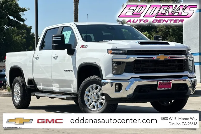 2024 Chevrolet Silverado 2500HD LT photo 1