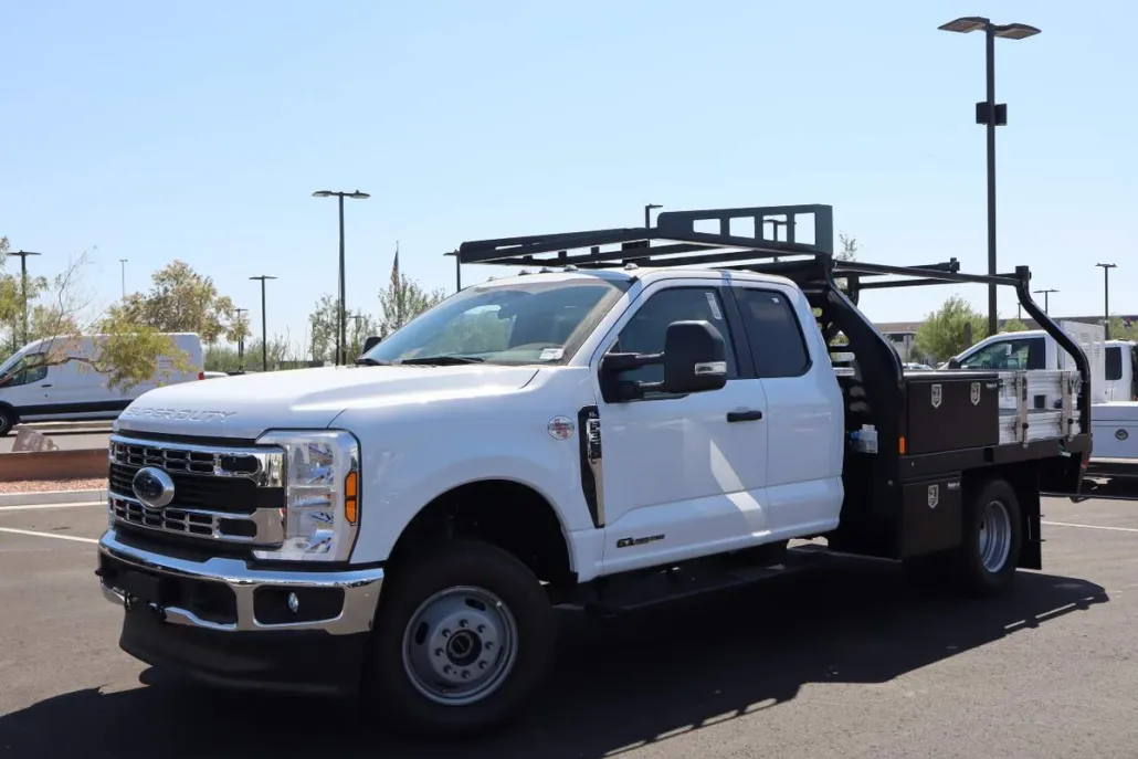 2024 Ford F-350 photo 1