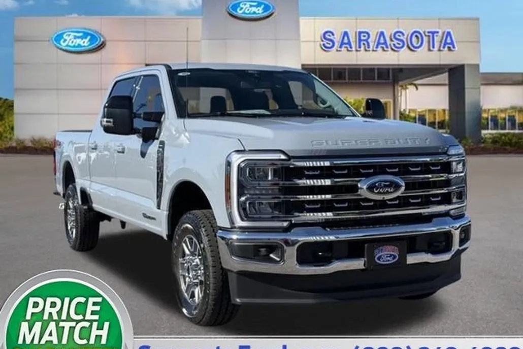 2026 Ford F-250 Lariat photo 1