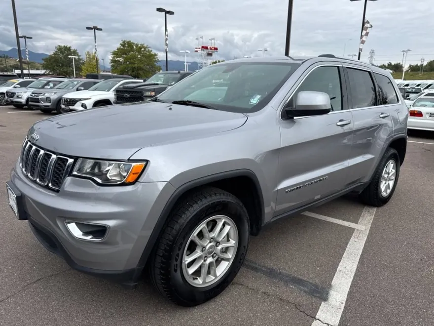 2020 Jeep Grand Cherokee Laredo E photo 1