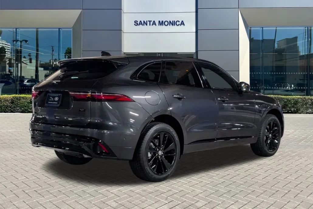 2026 Jaguar F-PACE P250 R-Dynamic S photo 1