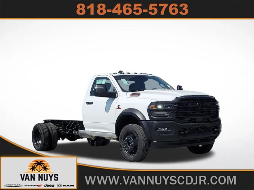 2025 Ram 4500 Tradesman photo 1