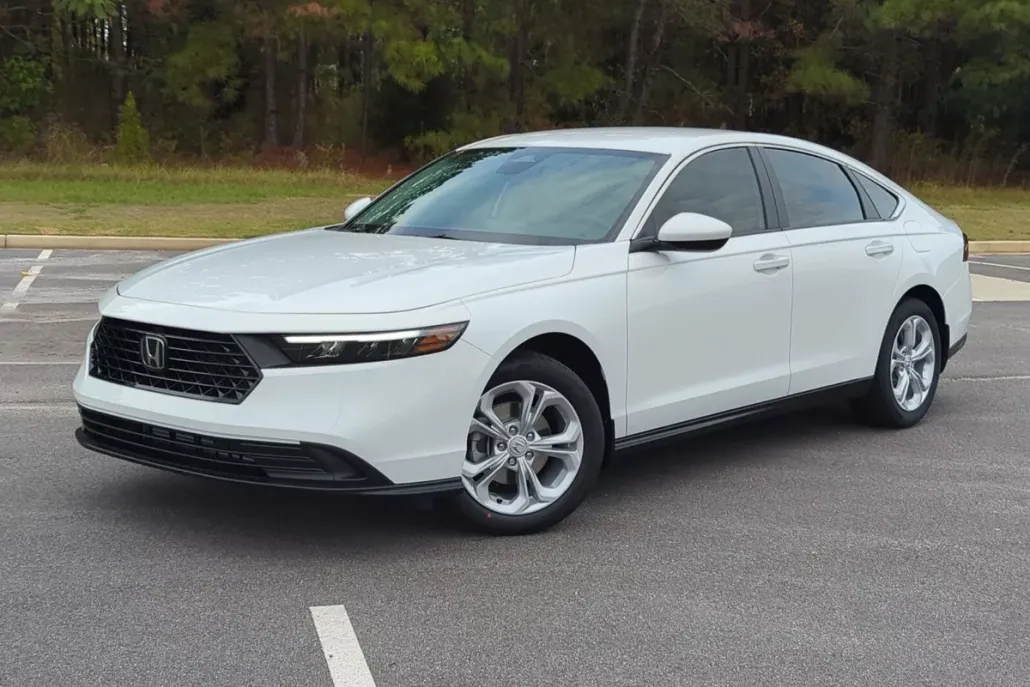 2024 Honda Accord LX photo 1