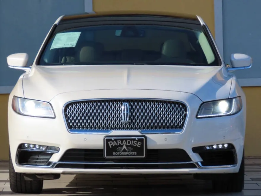 2018 Lincoln Continental Reserve photo 1