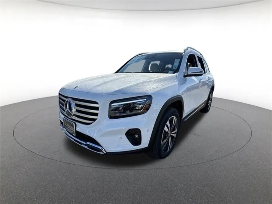 2025 Mercedes Benz GLB 250 4MATIC photo 1