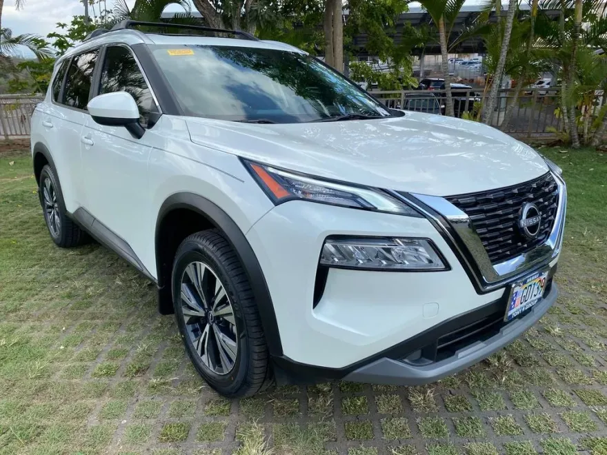 2023 Nissan Rogue SV photo 1