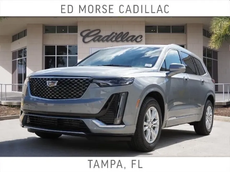 2025 Cadillac XT6 Luxury photo 1