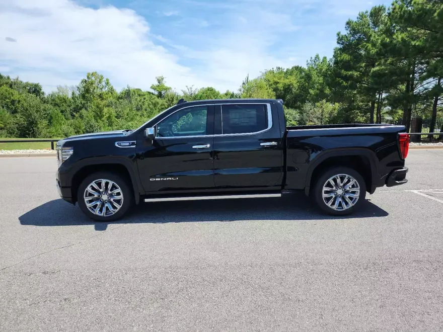 2026 Gmc Sierra 1500 Denali photo 1