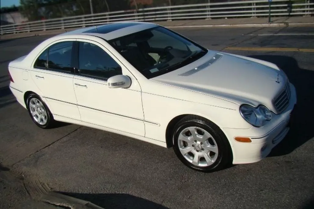 2006 Mercedes Benz C 280 Sedan Luxury photo 1