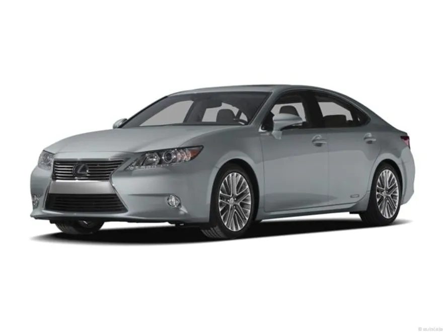 2013 Lexus ES 300h photo 1
