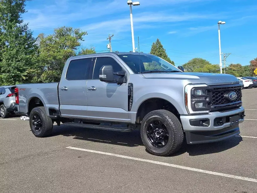 2024 Ford F-250 XLT photo 1