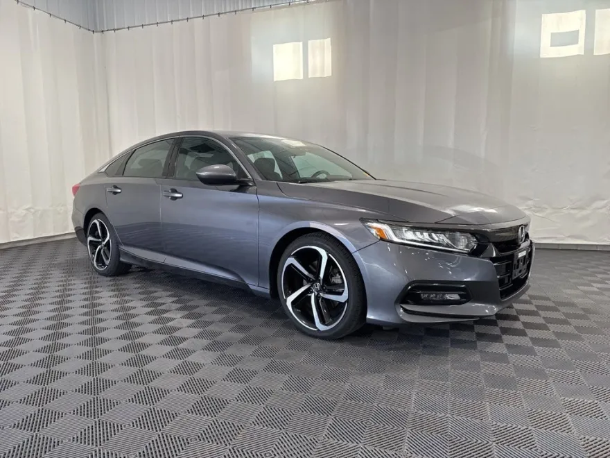 2018 Honda Accord Sport photo 1