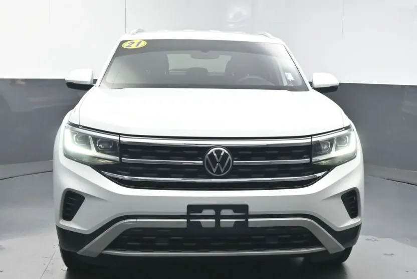 2021 Volkswagen Atlas Cross Sport photo 1