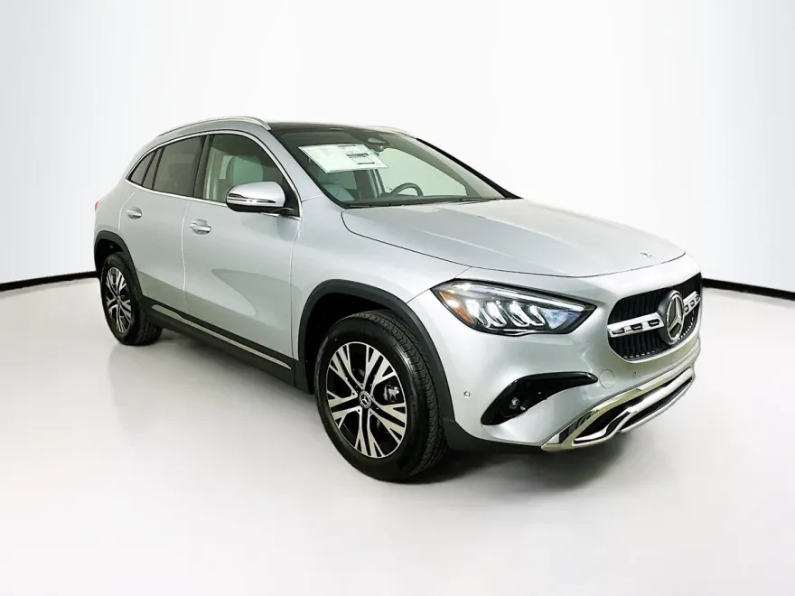 2026 Mercedes Benz GLA 250 4MATIC photo 1