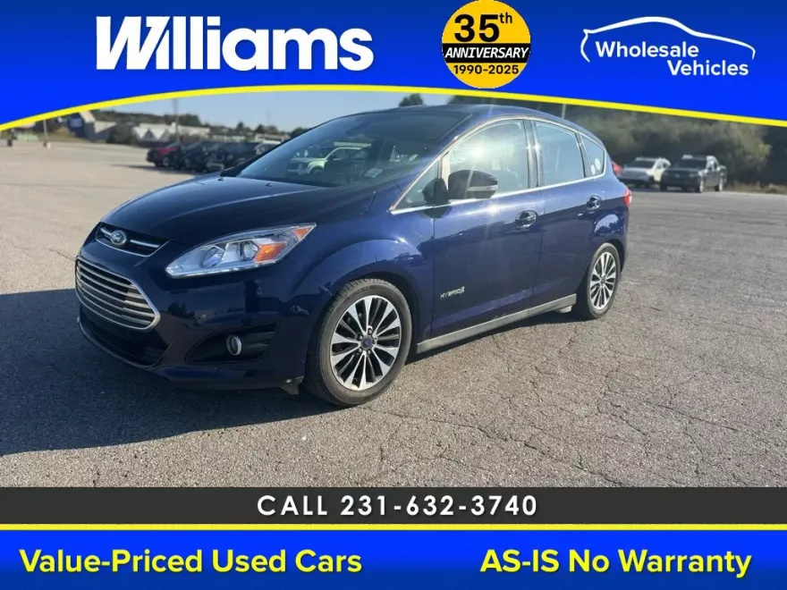 2017 Ford C-Max Hybrid Titanium photo 1