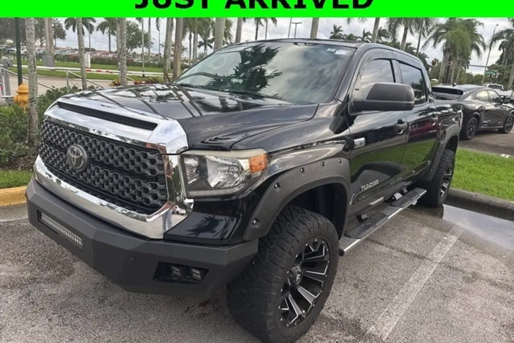 2020 Toyota Tundra SR5 Grade photo 1