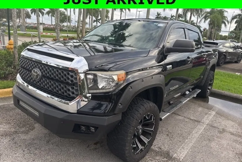 2020 Toyota Tundra SR5 Grade photo 1