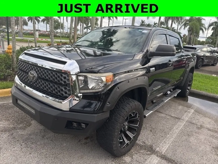 2020 Toyota Tundra SR5 Grade photo 1