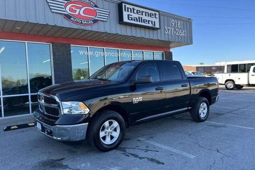 2019 Ram 1500 Classic Tradesman photo 1