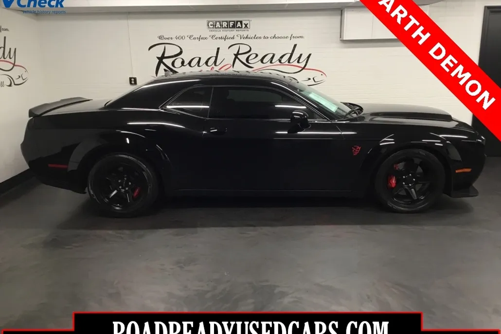 2018 Dodge Challenger SRT8 photo 1