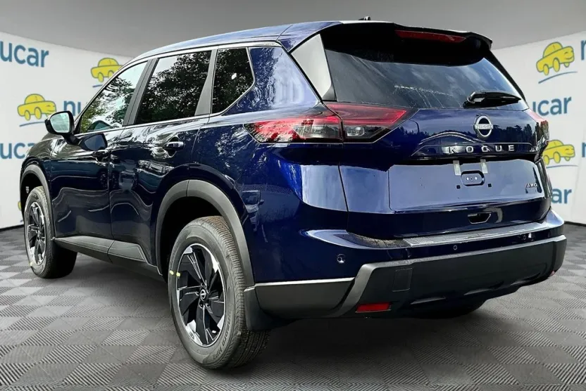 2026 Nissan Rogue SV photo 1