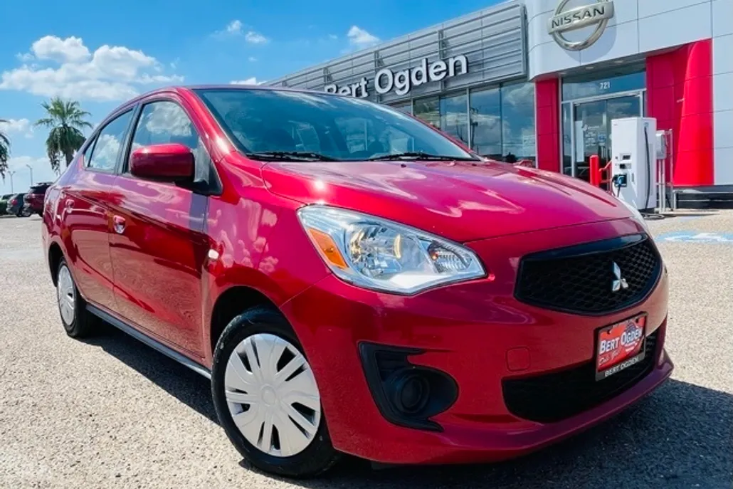 2020 Mitsubishi Mirage G4 ES photo 1