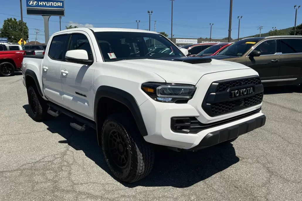 2023 Toyota Tacoma TRD Pro Double Cab SR photo 1