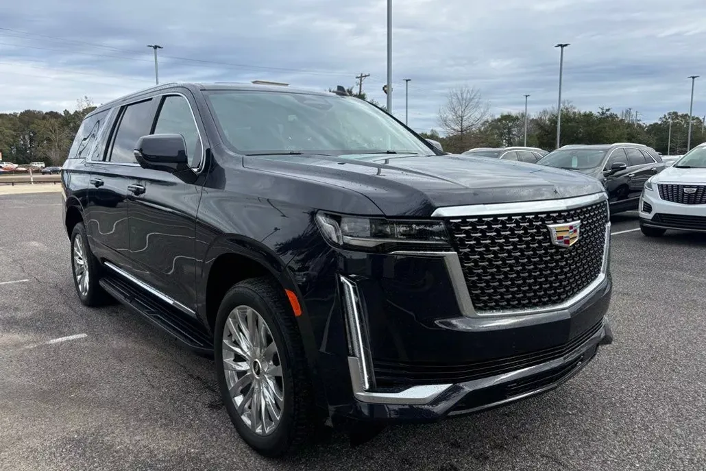 2024 Cadillac Escalade ESV Premium Luxury photo 1