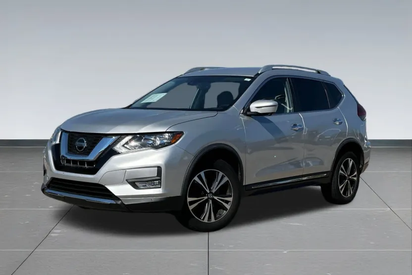 2018 Nissan Rogue SL photo 1