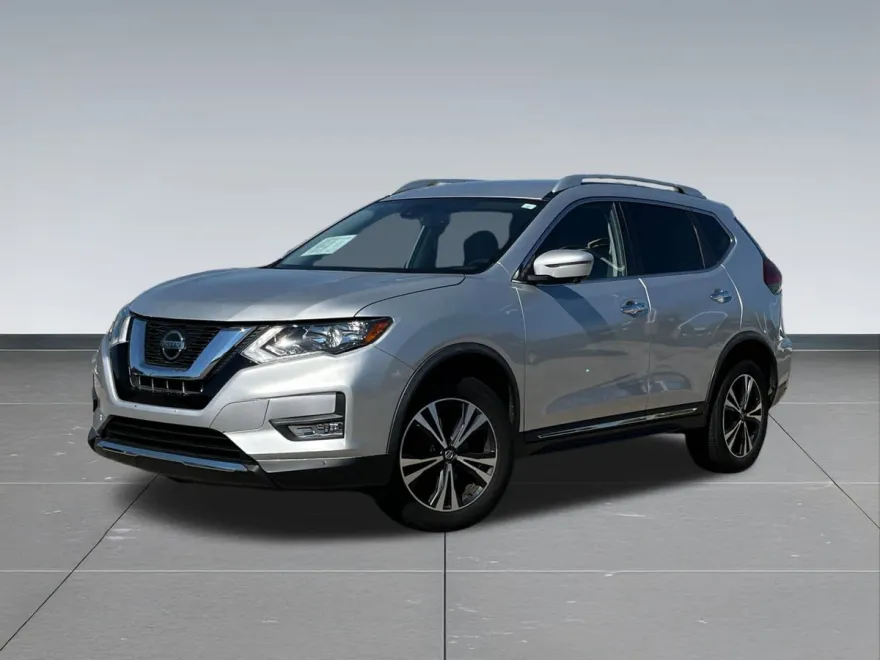 2018 Nissan Rogue SL photo 1