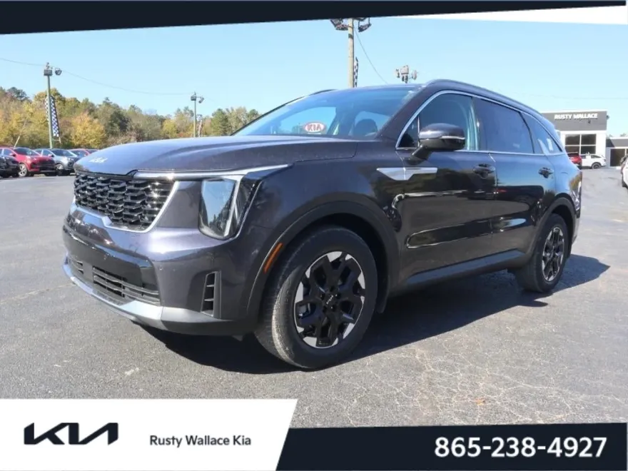 2025 Kia Sorento S photo 1