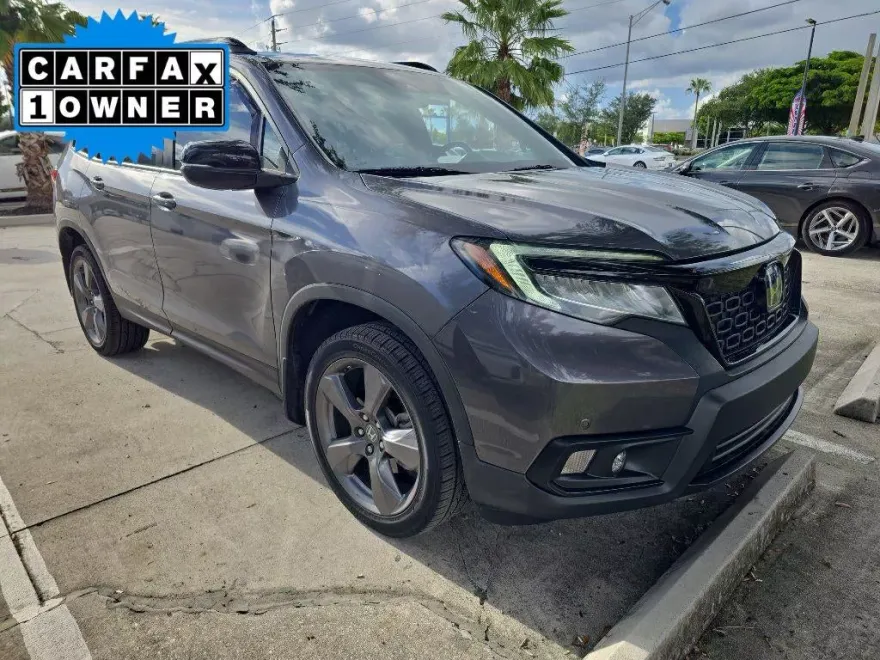 2021 Honda Passport Touring photo 1