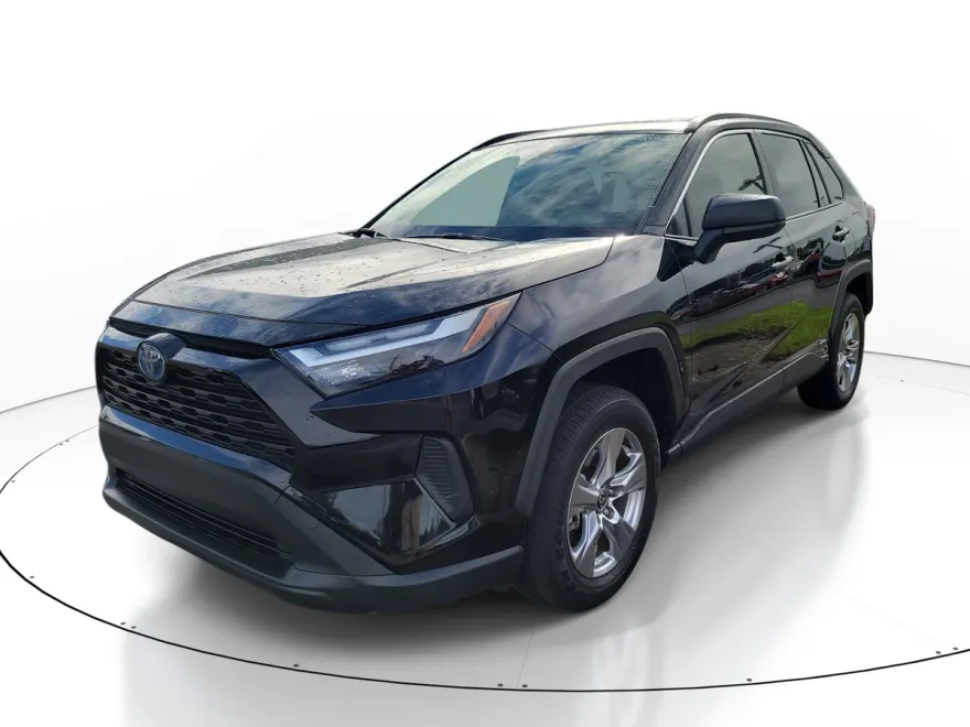 2024 Toyota RAV4 Hybrid LE photo 1