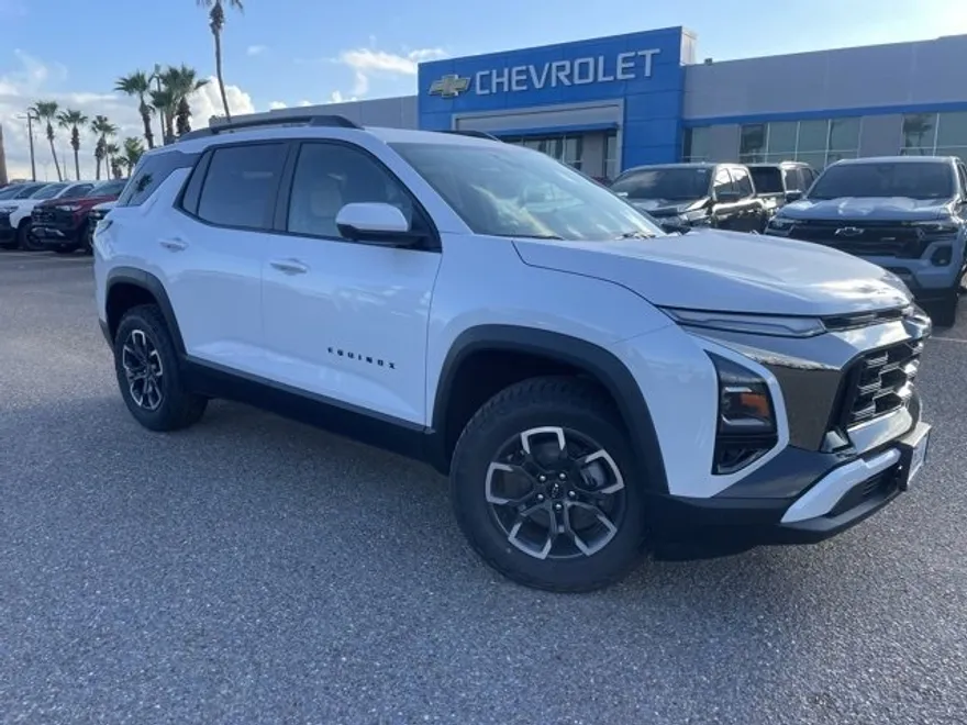 2026 Chevrolet Equinox ACTIV photo 1